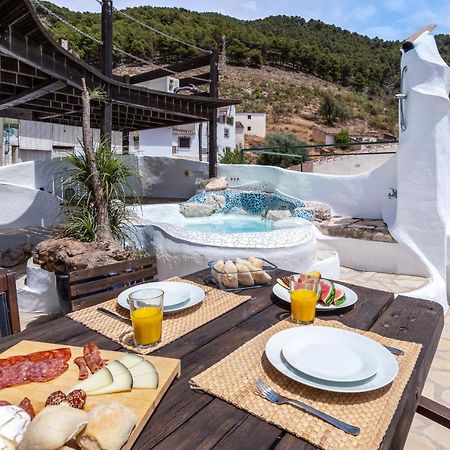 Town House With Roof Terrace And Plunge Pool Alcaucín Exterior foto